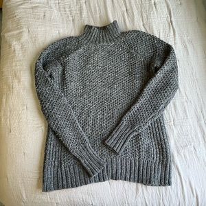 AEO grey turtleneck sweater